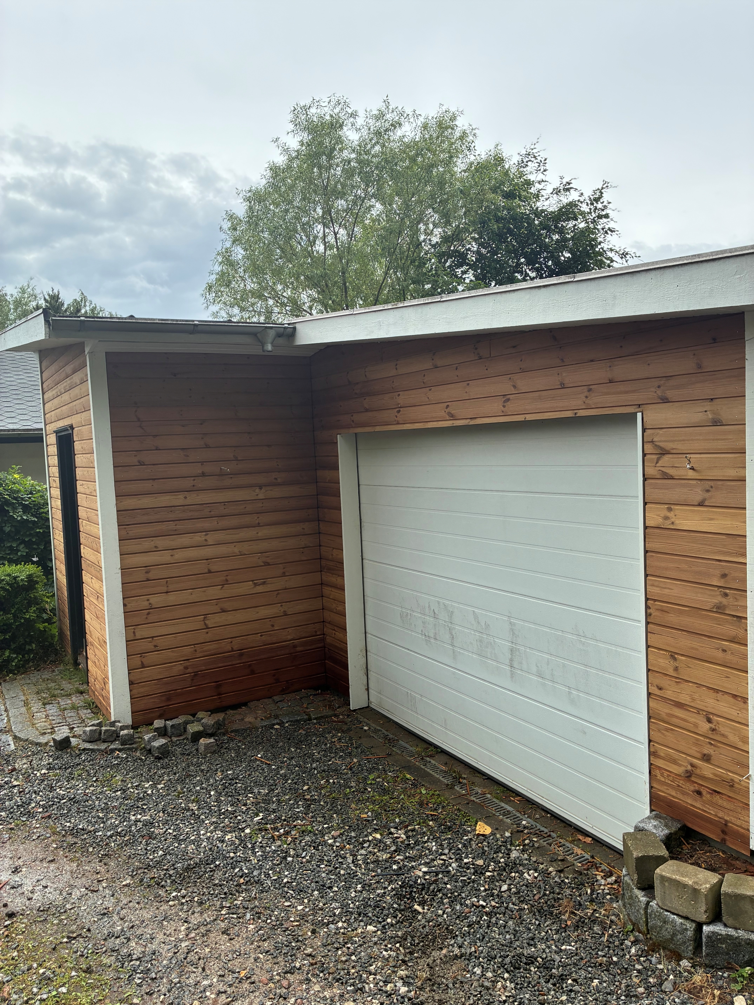 Renovering af garage og skur